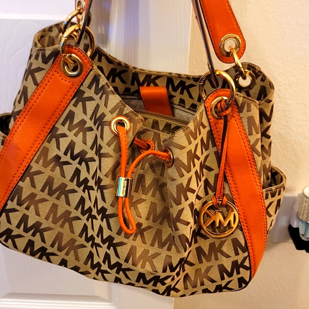 Purse w/matching wallet